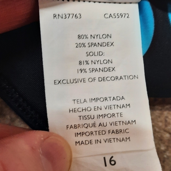 Nike Womens Reversible Swimsuit Bikini Top Bubbles Size 16 - Picture 6 of 7